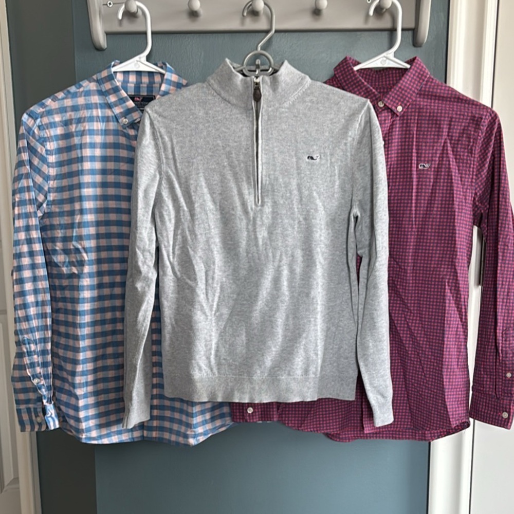 Bundle of boys large vineyard vine tops